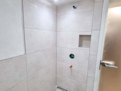 Fertige Dusche.jpg